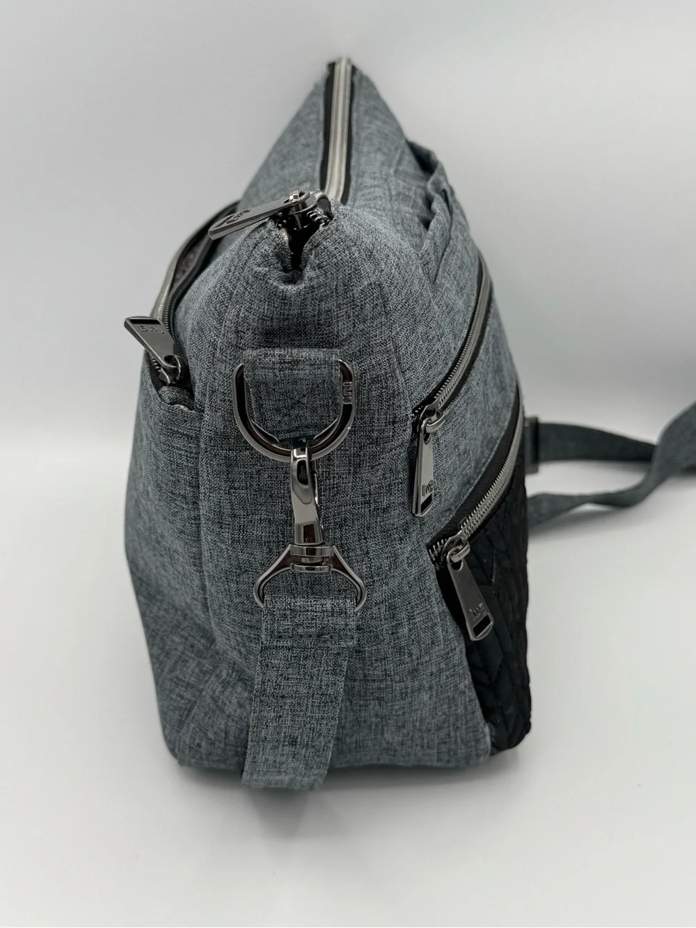 lug Slider Heather Gray/Black Chevron Quilted Panel Crossbody Bag- Multi Pocket